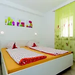 Apartment Vilic *